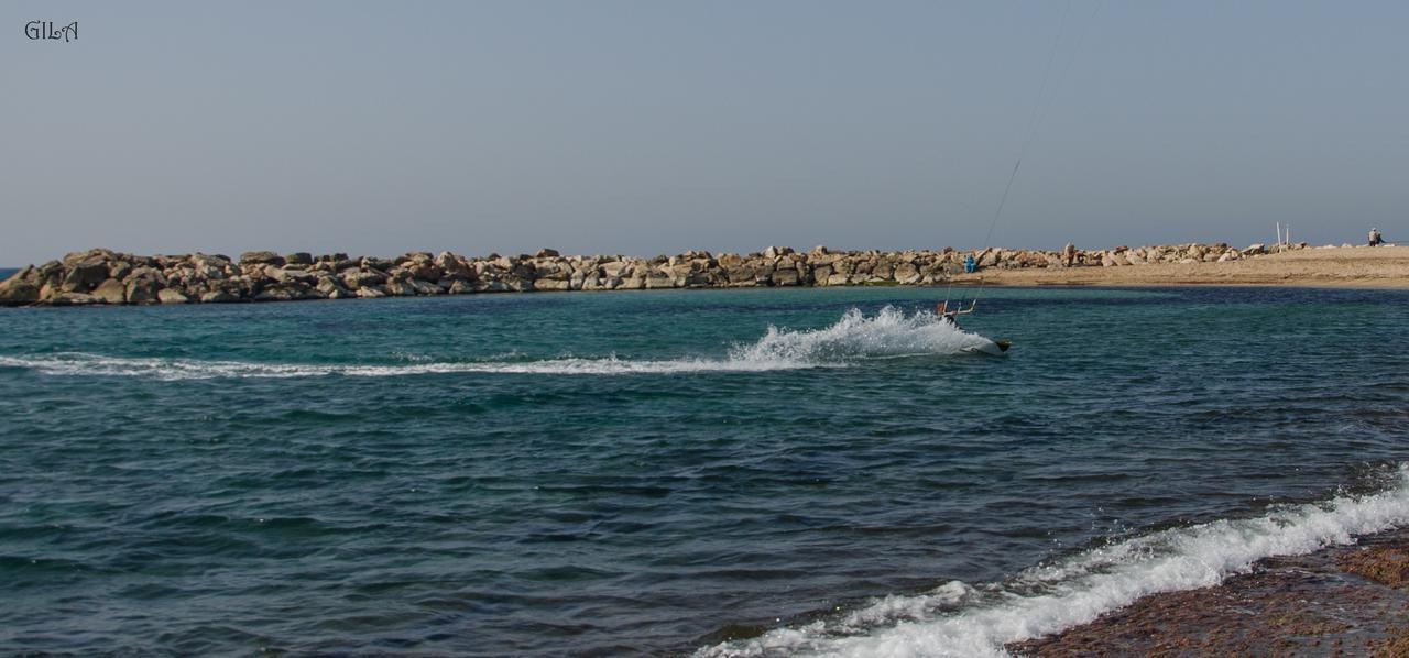 Lodge On The Sea Shave Ziyyon Buitenkant foto